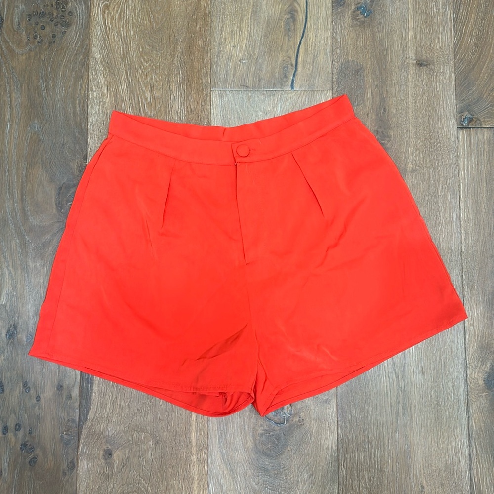 Lulus, red linen shorts, L